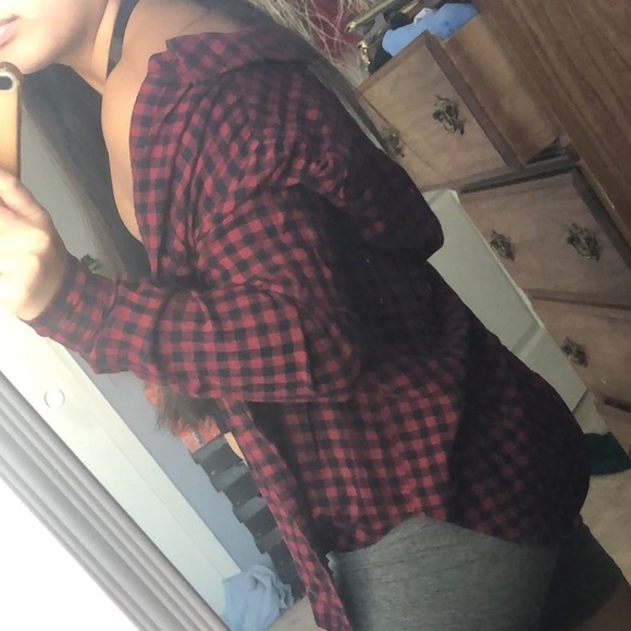 BOGO F21 Classic Red and Black Checkered Flannel - Picture 4 of 6